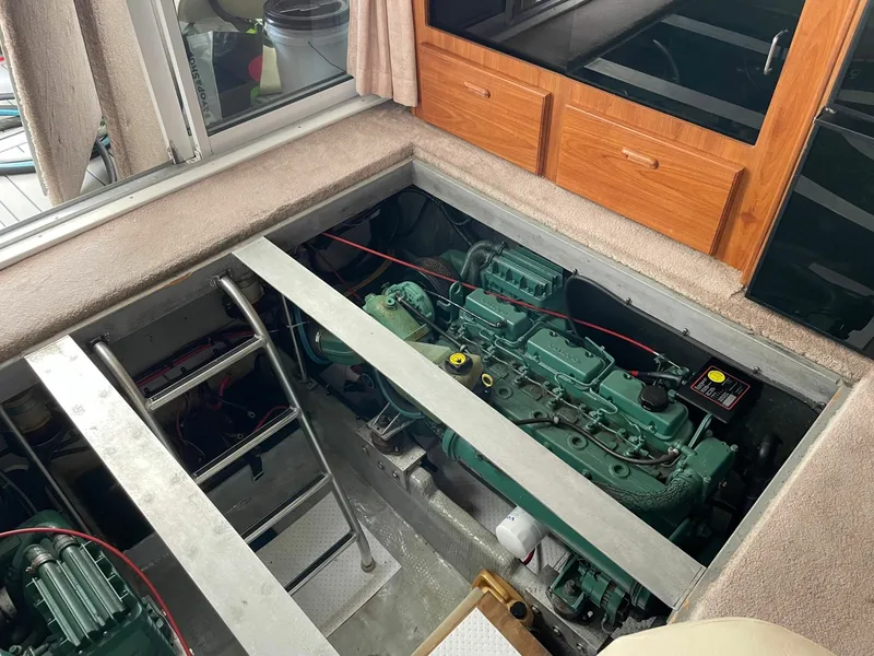 Slide: The Image of Mainship 350 Trawler 1998 - 6030889