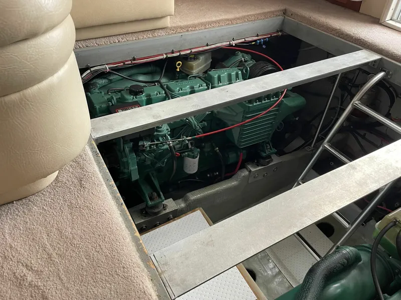 Slide: The Image of Mainship 350 Trawler 1998 - 6030890