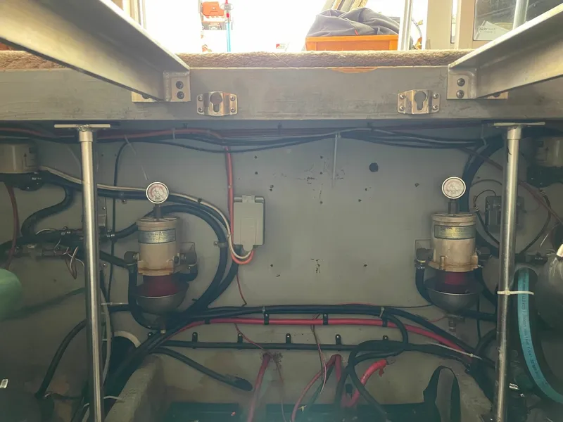 Slide: The Image of Mainship 350 Trawler 1998 - 6030894