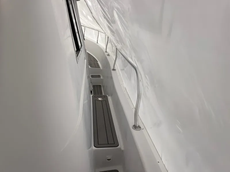 Slide: The Image of Mainship 350 Trawler 1998 - 6030904