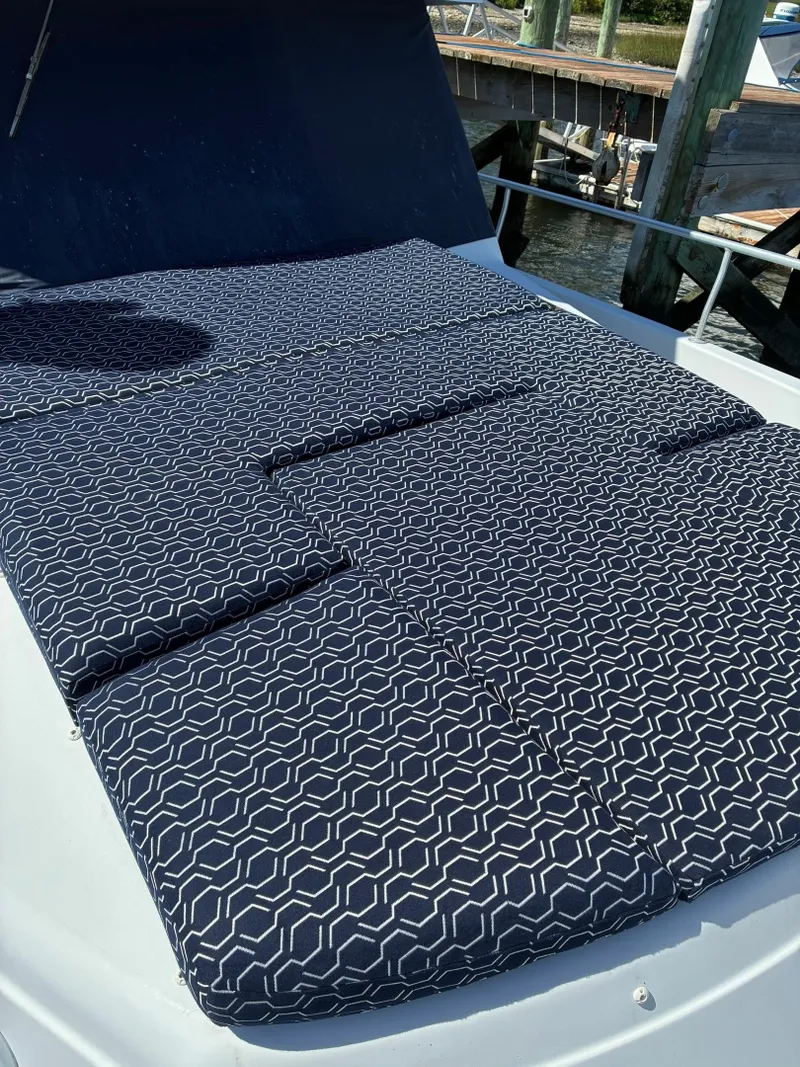 Slide: The Image of Mainship 350 Trawler 1998 - 7664857