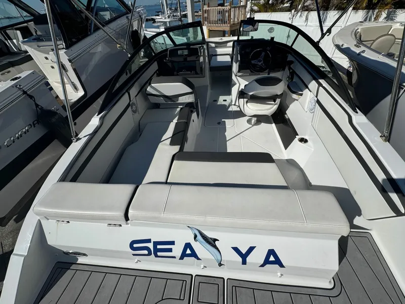 Slide: The Image of Monterey M-205 2020 - 6004873