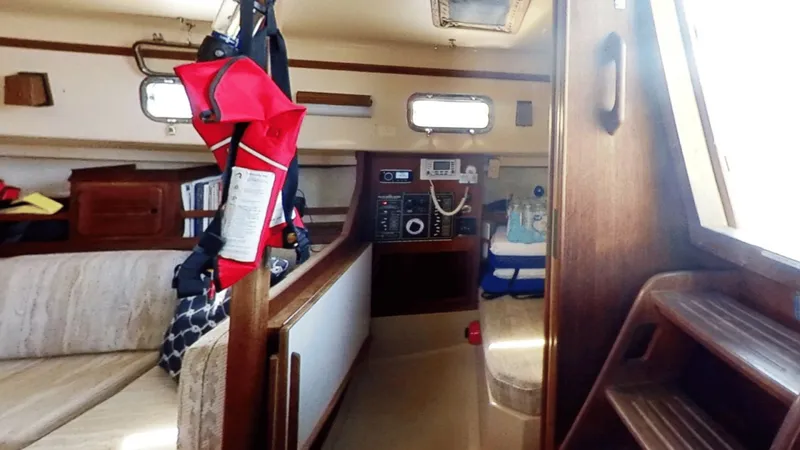 Slide: The Image of Navigator Area - 6004999