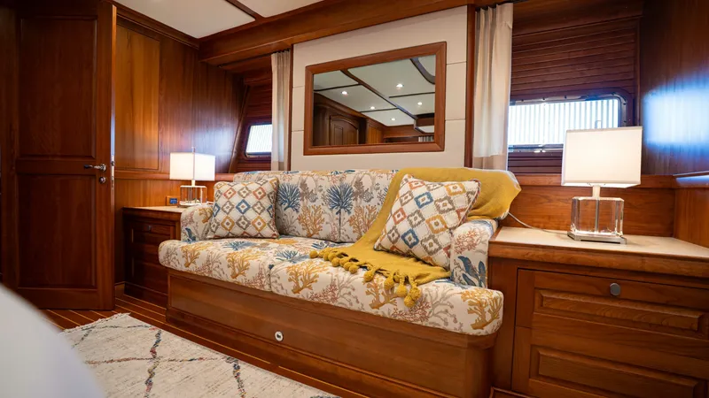 Slide: The Image of Sabre 66 Dirigo 2018 - 6005974