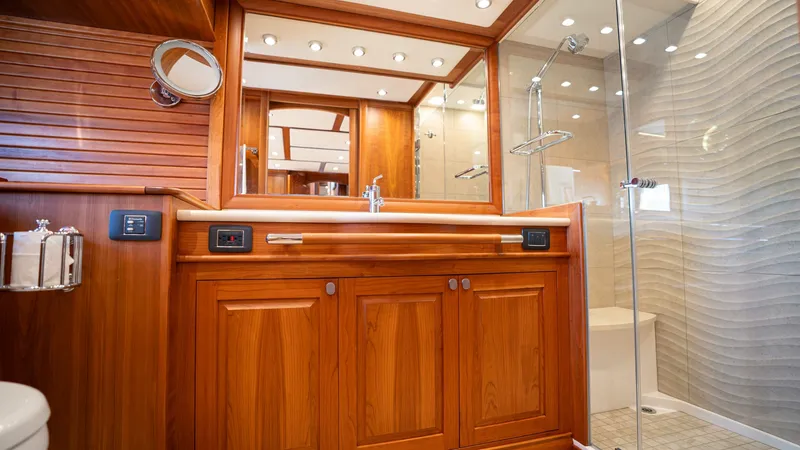 Slide: The Image of Sabre 66 Dirigo 2018 - 6005977