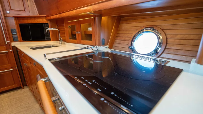 Slide: The Image of Sabre 66 Dirigo 2018 - 6005986