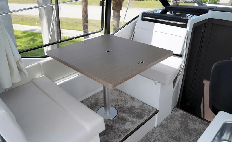 Slide: The Image of Jeanneau 29 2026 - 6005244