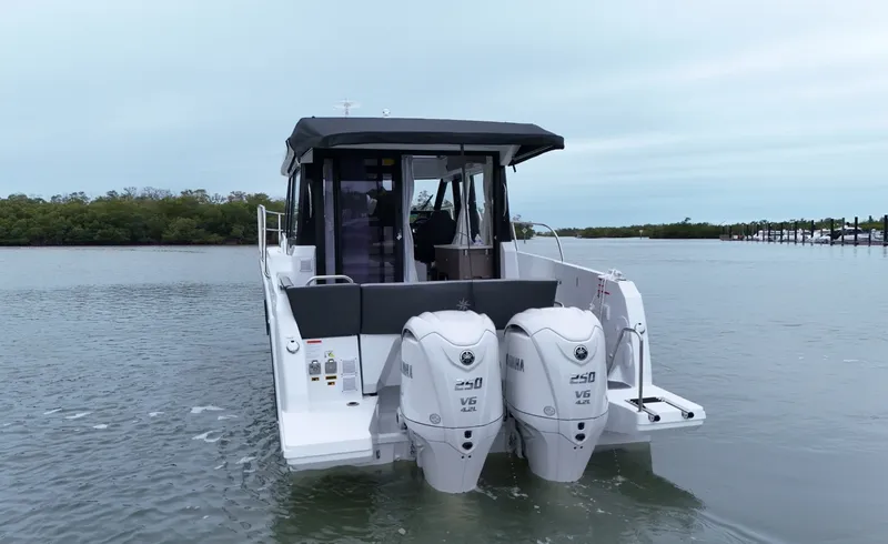 Slide: The Image of Jeanneau 29 2026 - 6005231