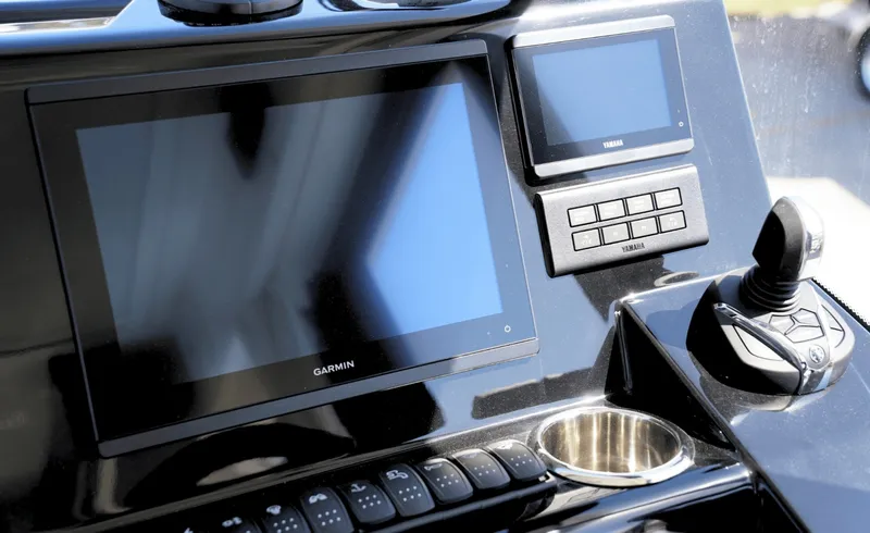 Slide: The Image of Jeanneau 29 2026 - 6005258