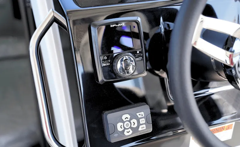 Slide: The Image of Jeanneau 29 2026 - 6005259