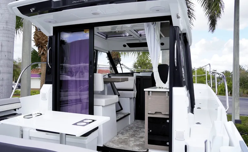 Slide: The Image of Jeanneau 29 2026 - 6005236