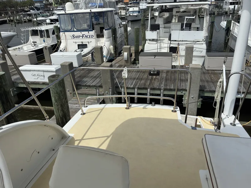 Slide: The Image of 1989 Duffy 35 Flybridge - Aft Flybridge - 6009617