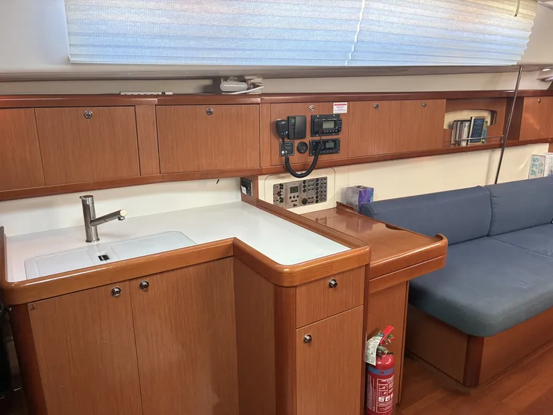 Slide: The Image of 2008 Beneteau Oceanis 43 -  - 6040546