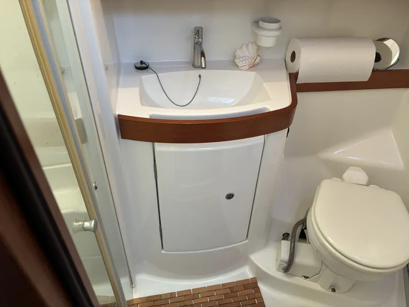 Slide: The Image of 2008 Beneteau Oceanis 43 -  - 6040535