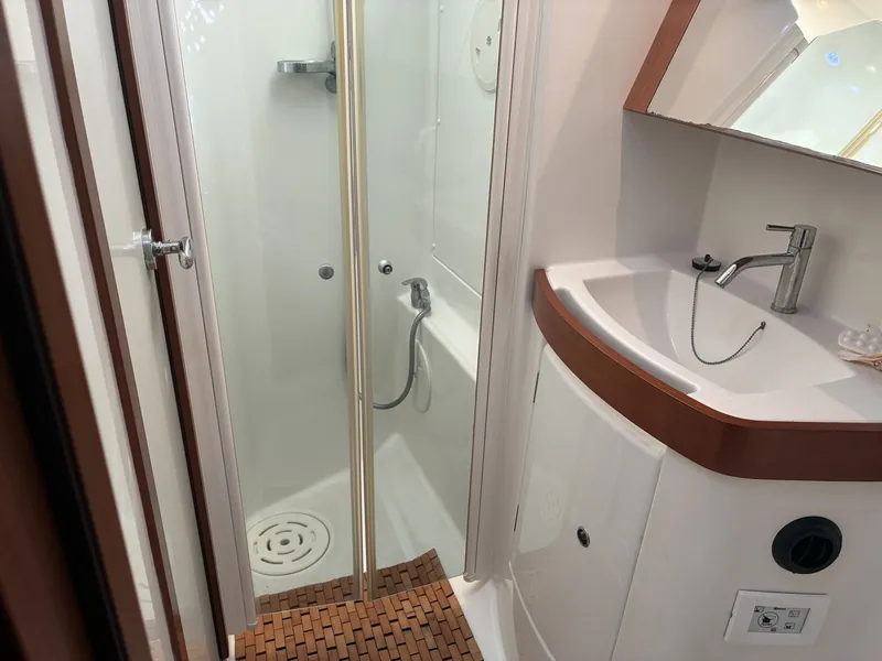 Slide: The Image of 2008 Beneteau Oceanis 43 -  - 6040544