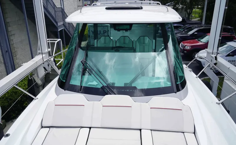 Slide: The Image of Jeanneau LEADER 10.5 WA S2 2025 - 6005854