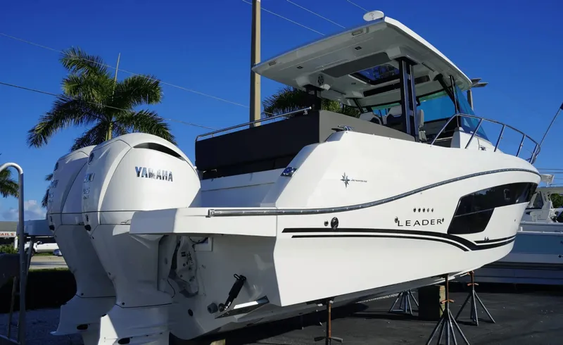 Slide: The Image of Jeanneau LEADER 10.5 WA S2 2025 - 6005838