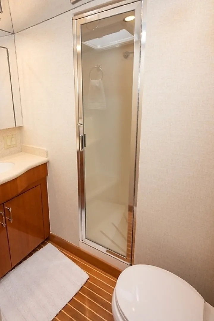 Slide: The Image of 0005621122 - 6006306