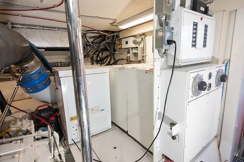 Slide: The Image of 0005621195 - 6006319