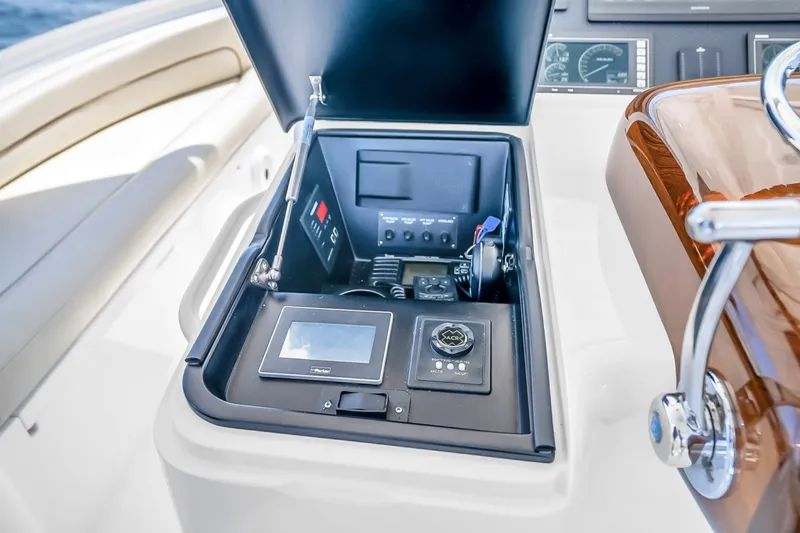 Slide: The Image of 2021 Viking 48 Convertible- MISS TAMMY- Helm - 6011204