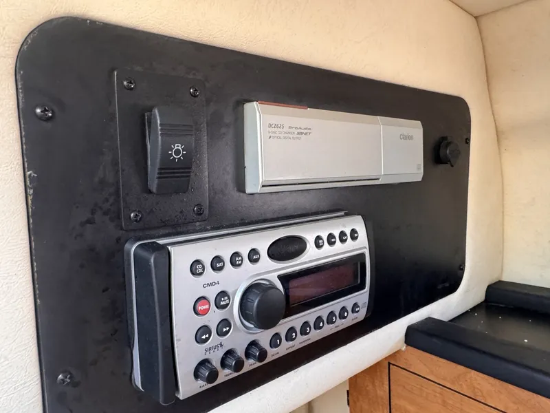 Slide: The Image of Sea Ray 260 Sundancer 2006 - 6006355