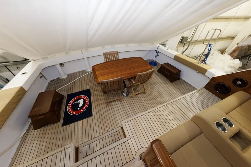 Slide: The Image of Viking 61 YOLO - Cockpit 2005 Viking 61 Convertible YOLO - 6006834