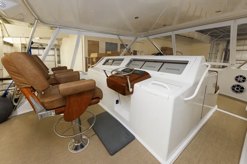 Slide: The Image of Viking 61 YOLO - Helm 2005 Viking 61 Convertible YOLO - 7651763