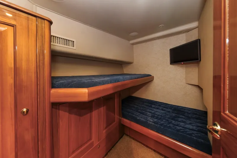 Slide: The Image of Viking 61 YOLO - Guest Stateroom 2005 Viking 61 Convertible YOLO - 7651754