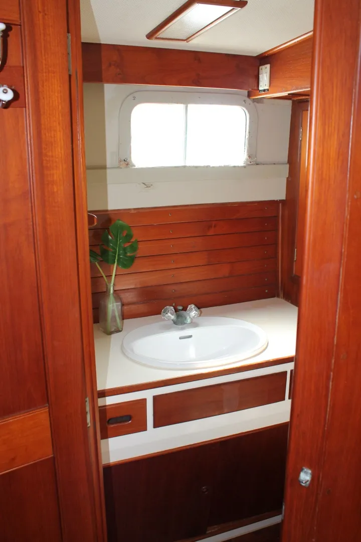 Slide: The Image of Master Head - 6006652