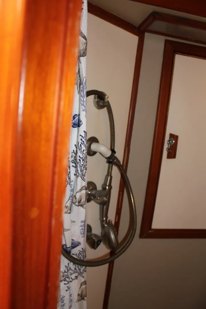 Slide: The Image of Master Shower - 6006658