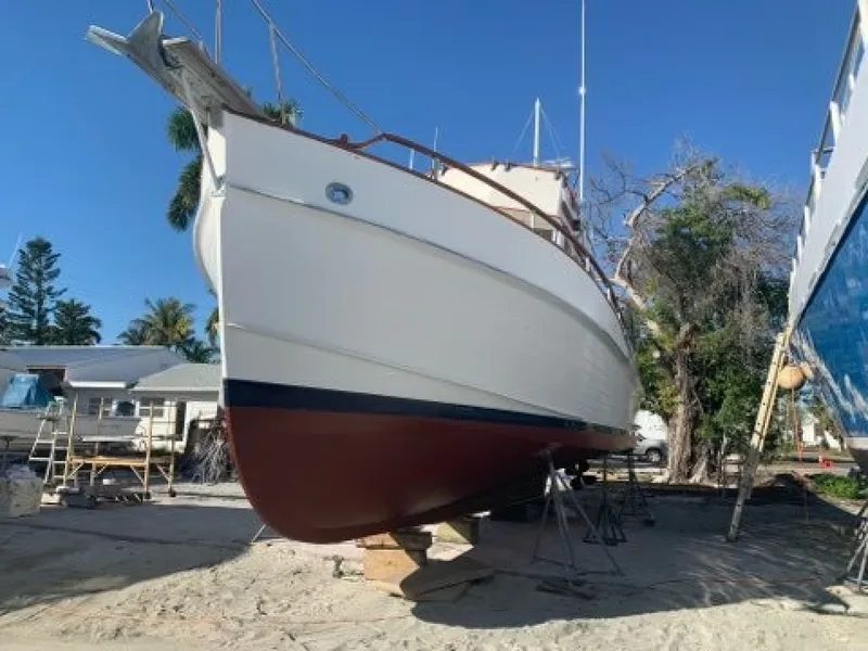 Slide: The Image of Grand Banks 42 1987 - 6006603