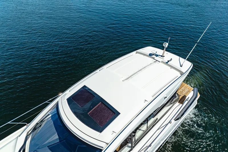 Slide: The Image of Beneteau Gran Turismo 45 2024 - 6006720