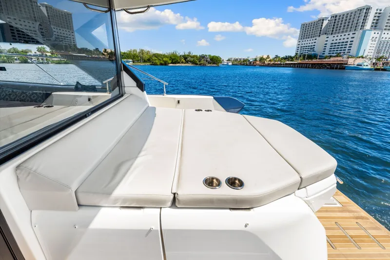 Slide: The Image of Beneteau Gran Turismo 45 2024 - 6006743