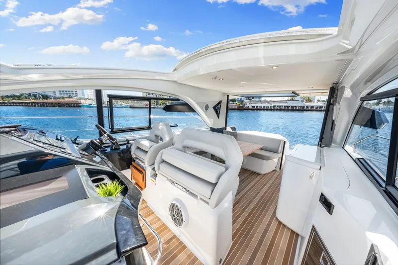 Slide: The Image of Beneteau Gran Turismo 45 2024 - 6006762