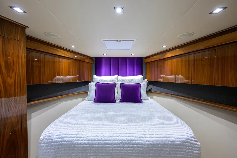 Slide: The Image of Viking 80 MERCEDES - Forward Guest Stateroom 2023 Viking 80 Convertible MERCEDES - 6008690