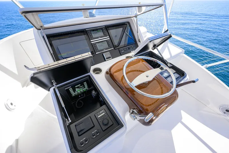 Slide: The Image of Viking 80 MERCEDES - Skylounge 2023 Viking 80 Convertible MERCEDES - 6008716