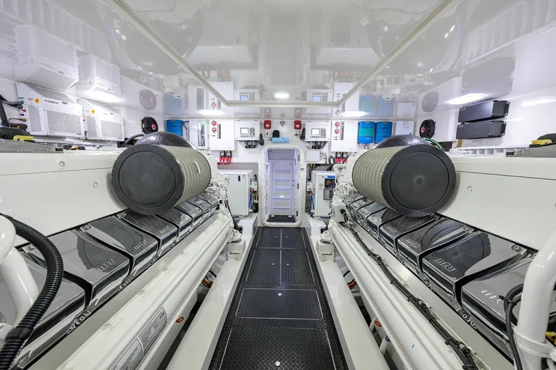 Slide: The Image of Viking 80 MERCEDES - Engine Room 2023 Viking 80 Convertible MERCEDES - 7658271