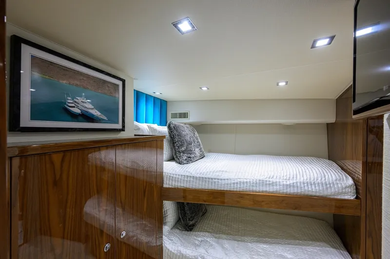 Slide: The Image of Viking 80 MERCEDES - Mid Starboard Guest Stateroom 2023 Viking 80 Convertible MERCEDES - 7658248