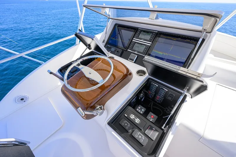 Slide: The Image of Viking 80 MERCEDES - Skylounge 2023 Viking 80 Convertible MERCEDES - 7658260