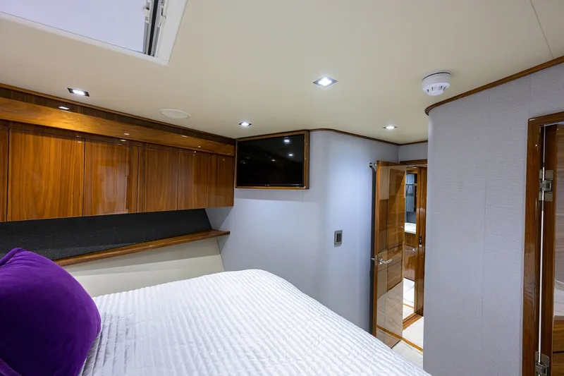 Slide: The Image of Viking 80 MERCEDES - Forward Guest Stateroom 2023 Viking 80 Convertible MERCEDES - 7658242