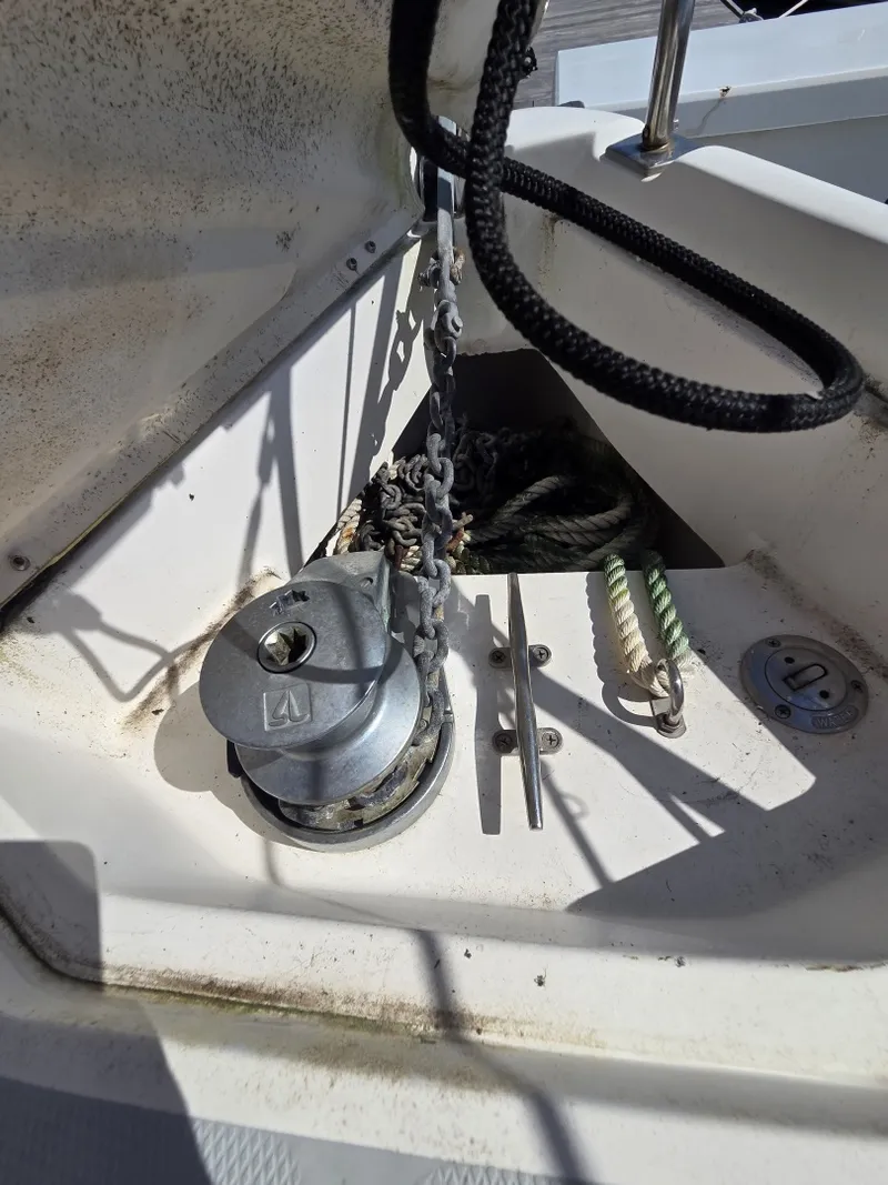 Slide: The Image of Hunter 31-2 2005 - 6007282