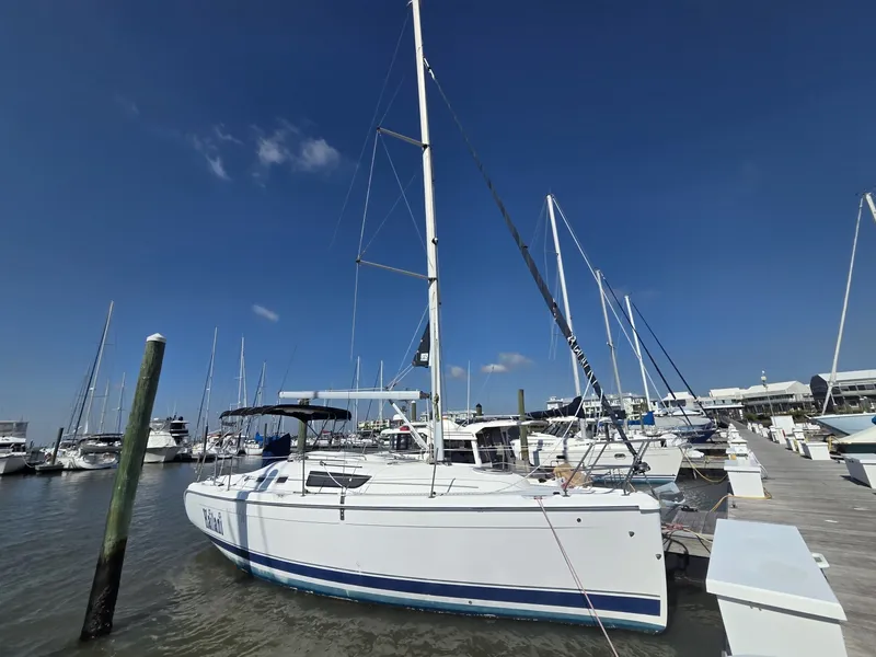 Slide: The Image of Hunter 31-2 2005 - 6007279