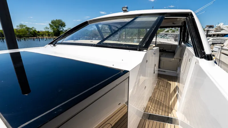 Slide: The Image of Cruisers 50 GLS 2024 - 6088440