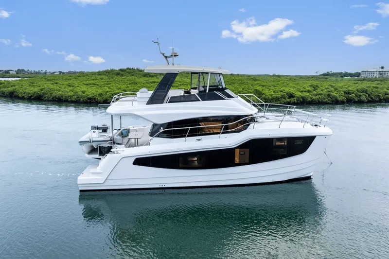 Slide: The Image of Aquila 50 Yacht 2026 - 6007725