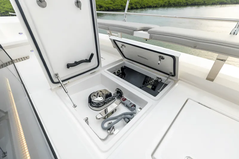 Slide: The Image of Aquila 50 Yacht 2026 - 6007750