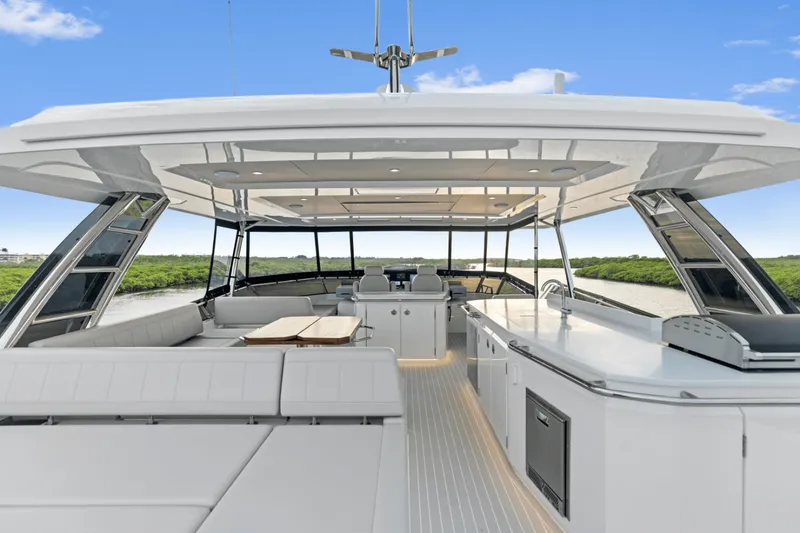 Slide: The Image of Aquila 50 Yacht 2026 - 6007761