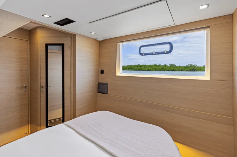 Slide: The Image of Aquila 50 Yacht 2026 - 6007773