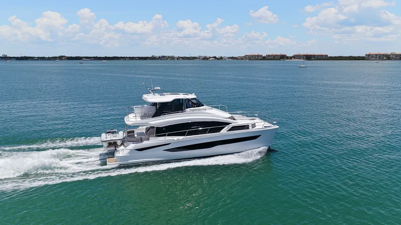 Slide: The Image of Aquila 54 Yacht 2026 - 6205364