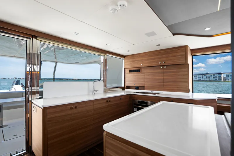 Slide: The Image of Aquila 54 Yacht 2026 - 6205397