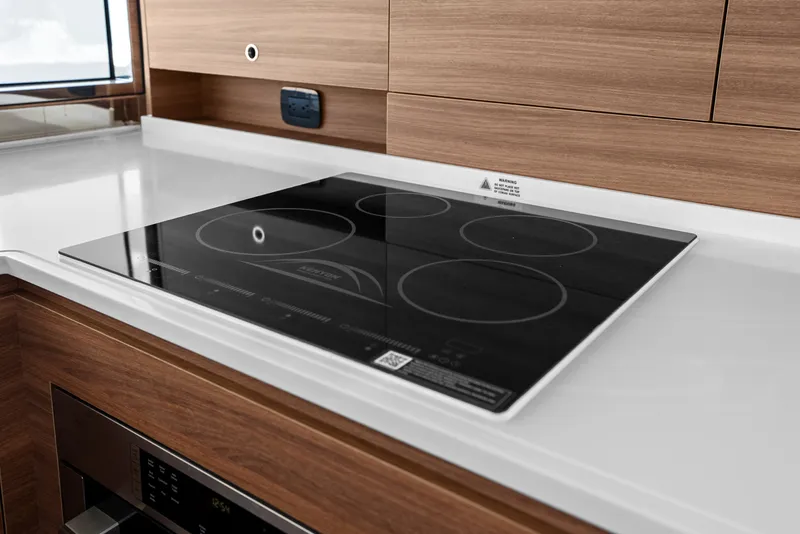 Slide: The Image of Aquila 54 Yacht 2026 - 6205398